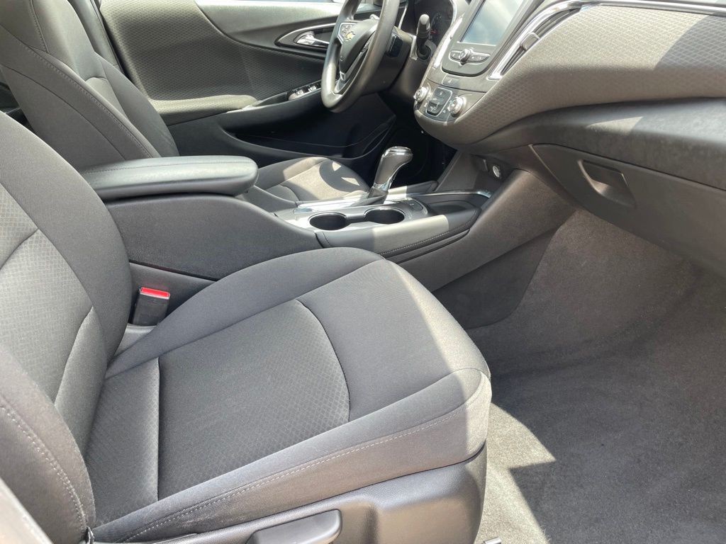 Used Car 2016 Chevrolet Malibu  Lt For Sale Under $12,000 In Georgetown, Texas