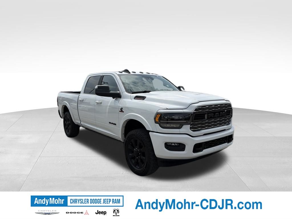 Bright White Clearcoat 2022 RAM 2500 Pickup Truck Four-Wheel Drive 6-Speed Automatic