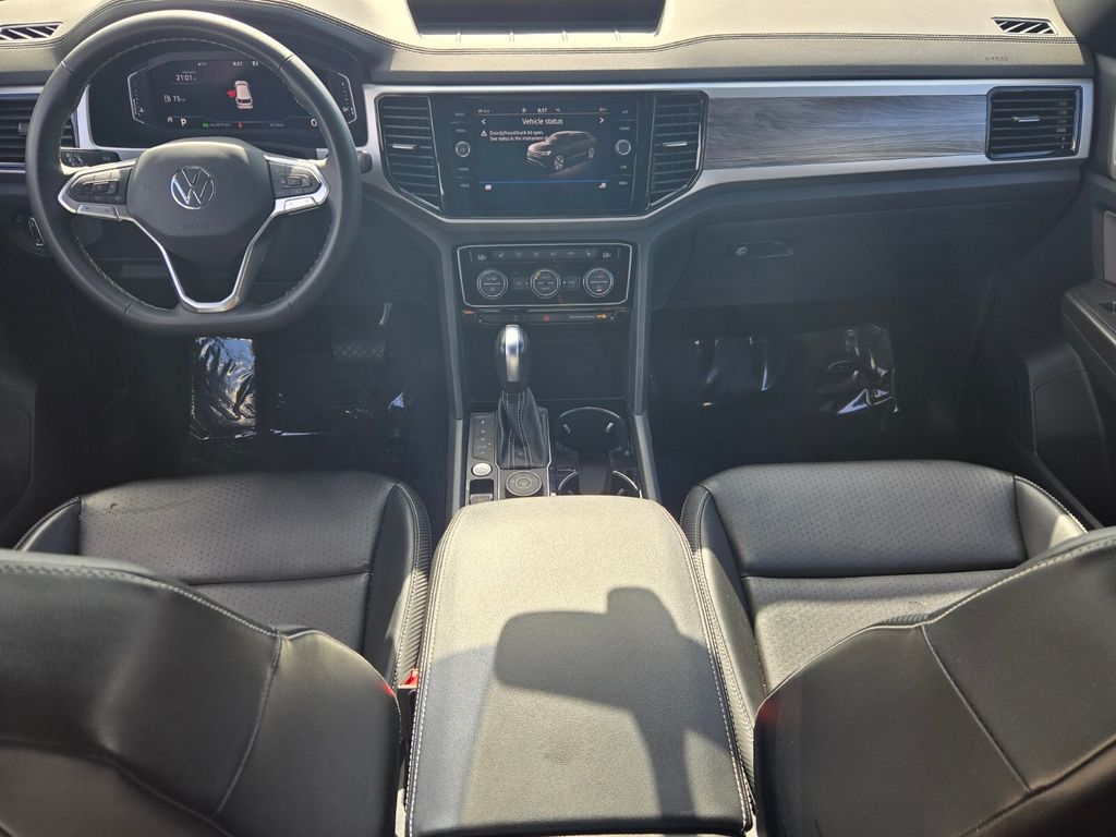 2022 Volkswagen Atlas - $24,100