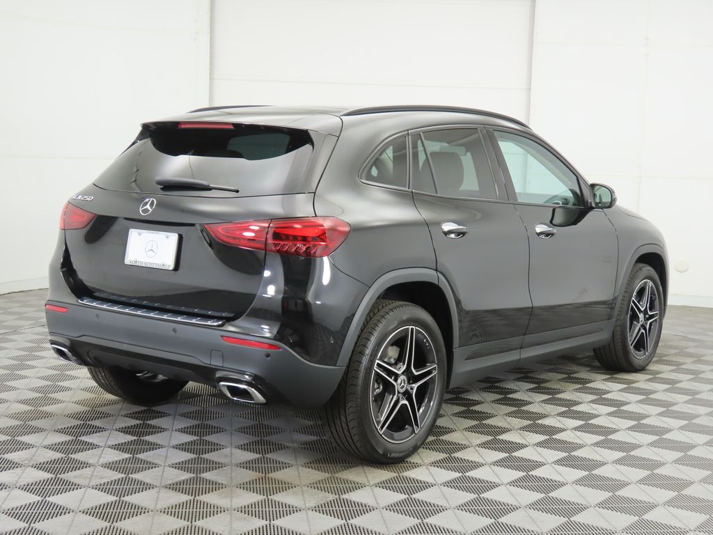 Thumbnail: 2026 Mercedes-Benz GLA - 5