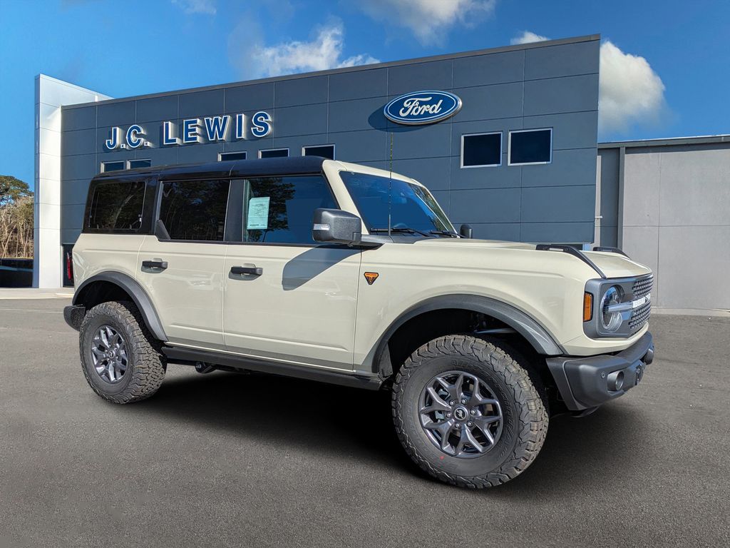 Desert Sand 2025 Ford Bronco SUV / Crossover Four-Wheel Drive Automatic