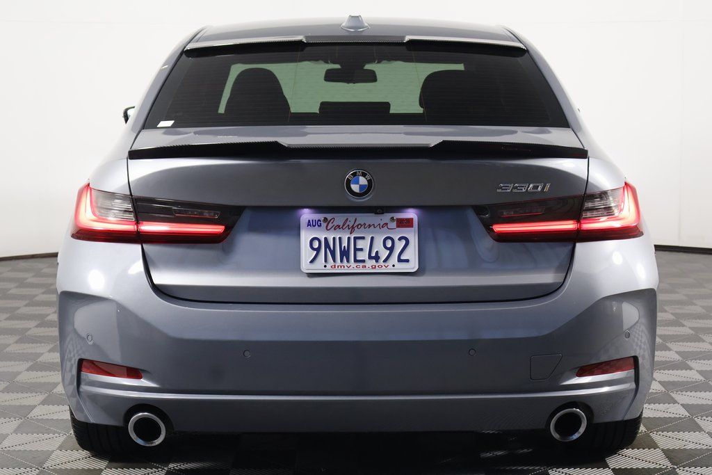 Thumbnail: 2023 BMW 3 Series - 5