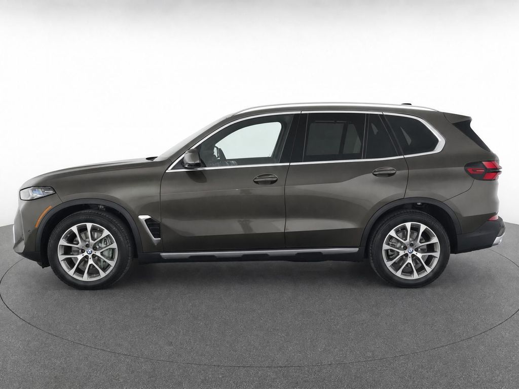 Thumbnail: 2026 BMW X5 - 6