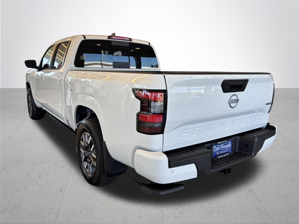 2026 Nissan Frontier SV