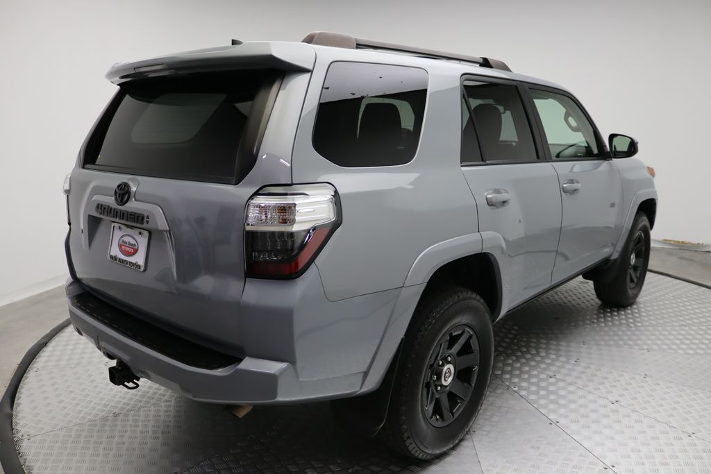 Thumbnail: 2021 Toyota 4Runner - 8