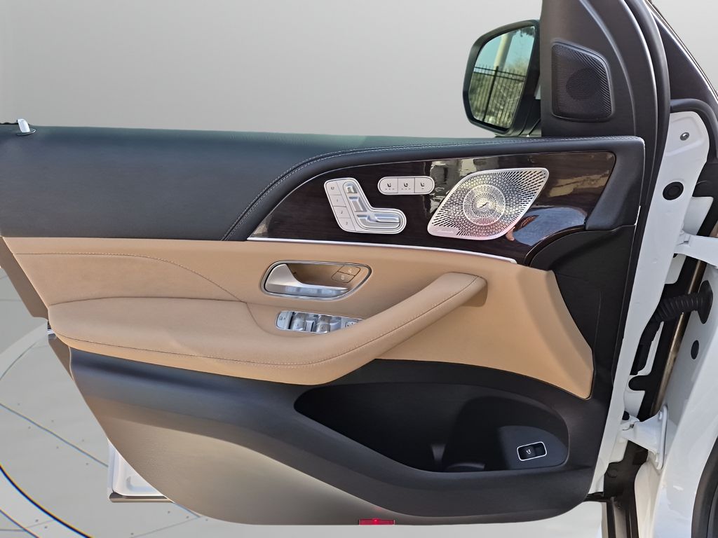 Used Car 2024 Mercedes-benz Gls  Gls 450 For Sale Under $80,000 In Austin, Texas