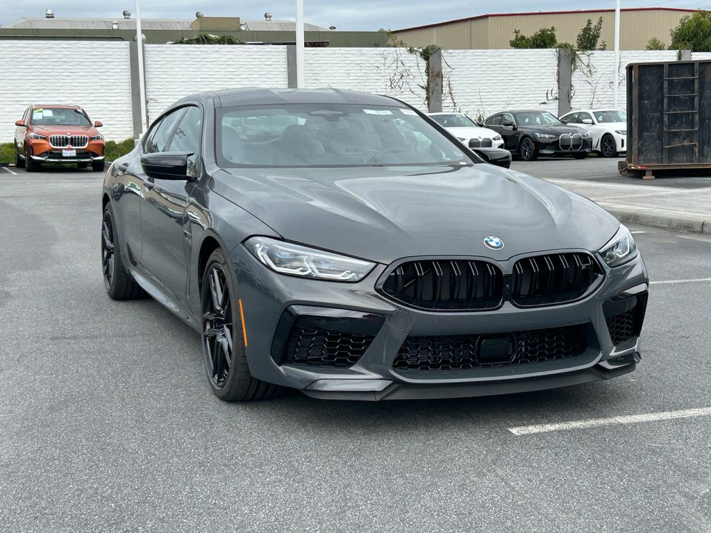 Thumbnail: 2025 BMW M8 - 7