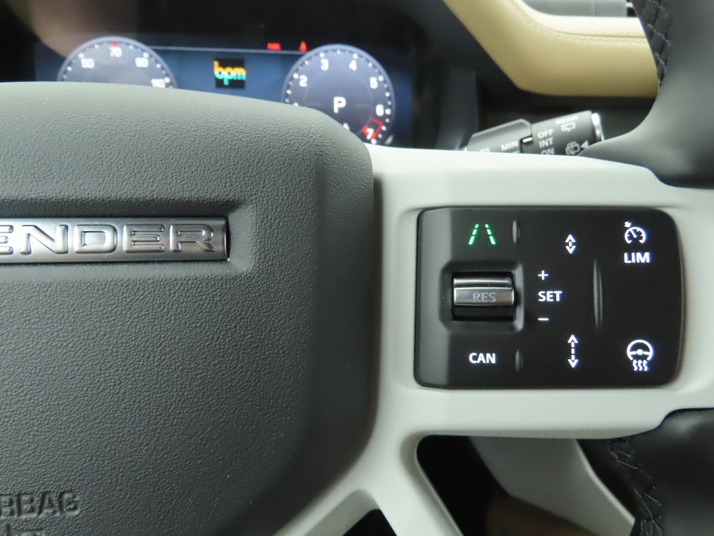 2025 Land Rover Defender 110 12