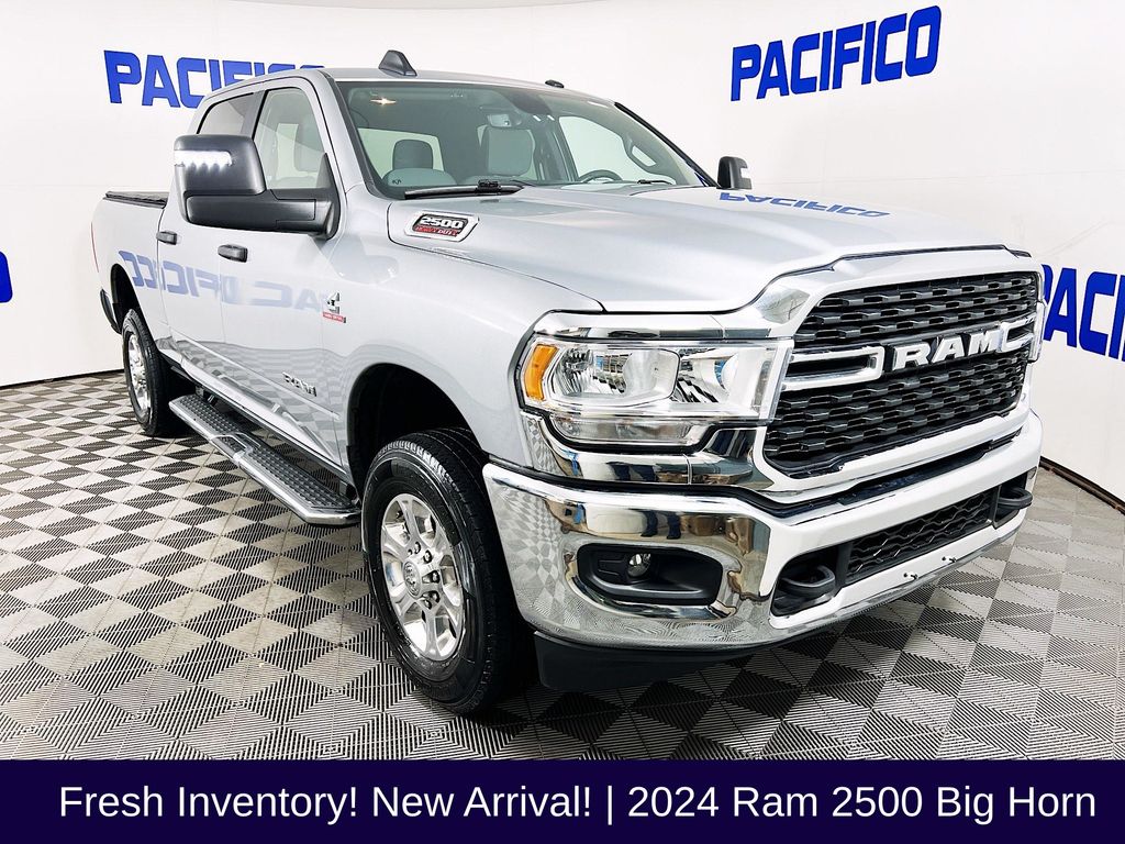 2024 RAM 2500 Big Horn Crew Cab 4WD