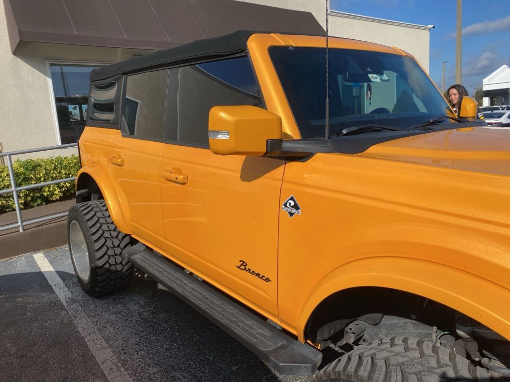 2021 Ford Bronco Outer Banks 4