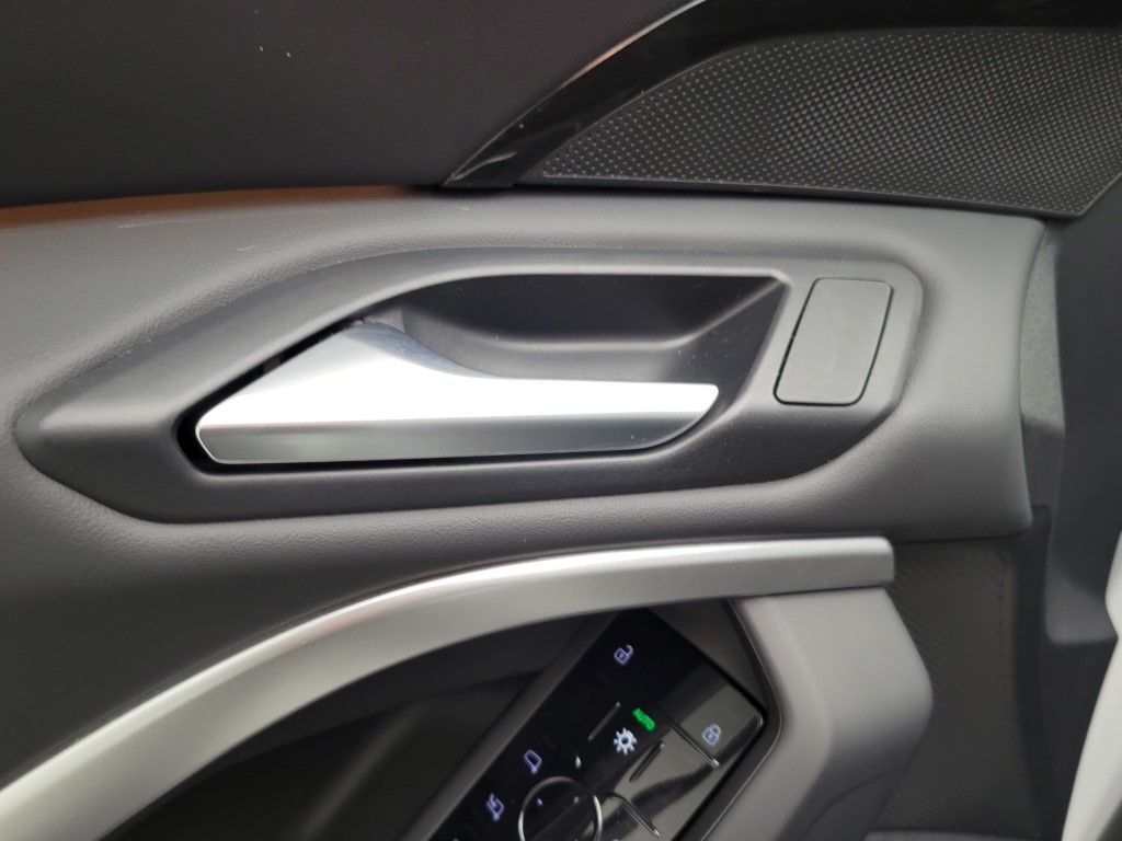 Thumbnail: 2025 Audi Q5 - 31