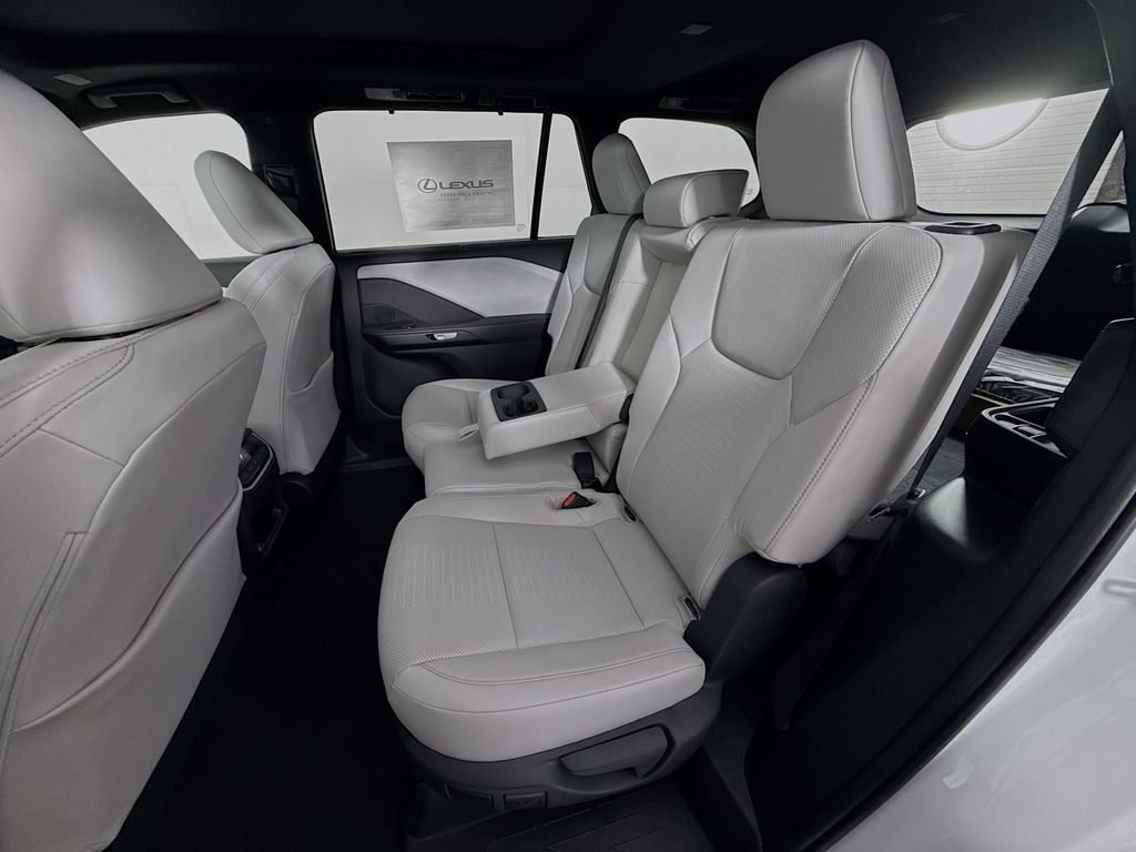 Thumbnail: 2026 Lexus TX - 17