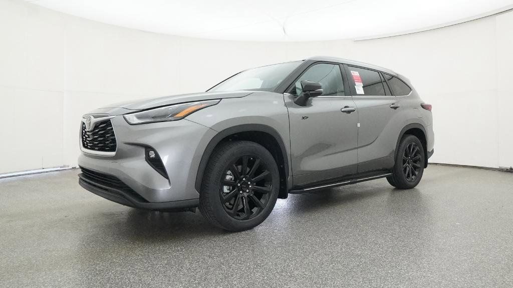 Thumbnail: 2025 Toyota Highlander - 22