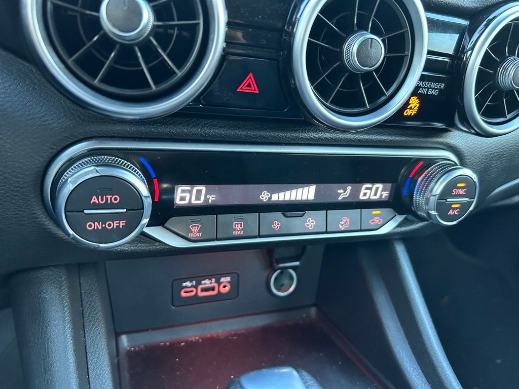 Thumbnail: 2021 Nissan Sentra - 25