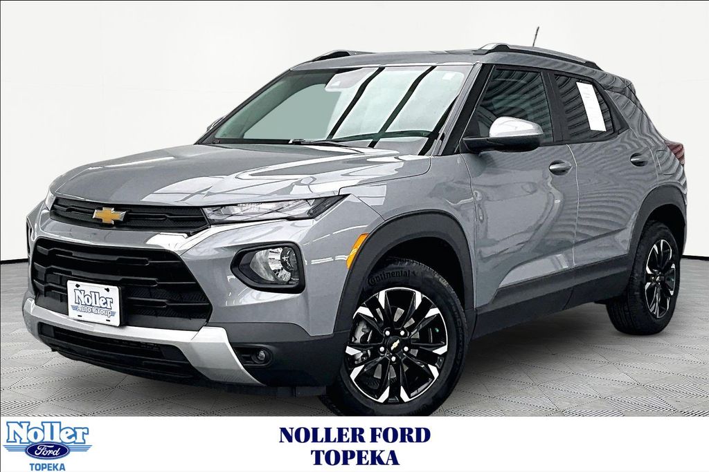 2023 Chevrolet Trailblazer Gris (Sterling Gray Metallic) SUV/Crossover Todo terreno 9 velocidades Automática