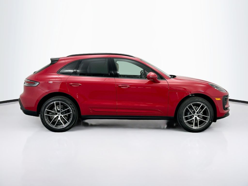 Thumbnail: 2026 Porsche Macan - 8