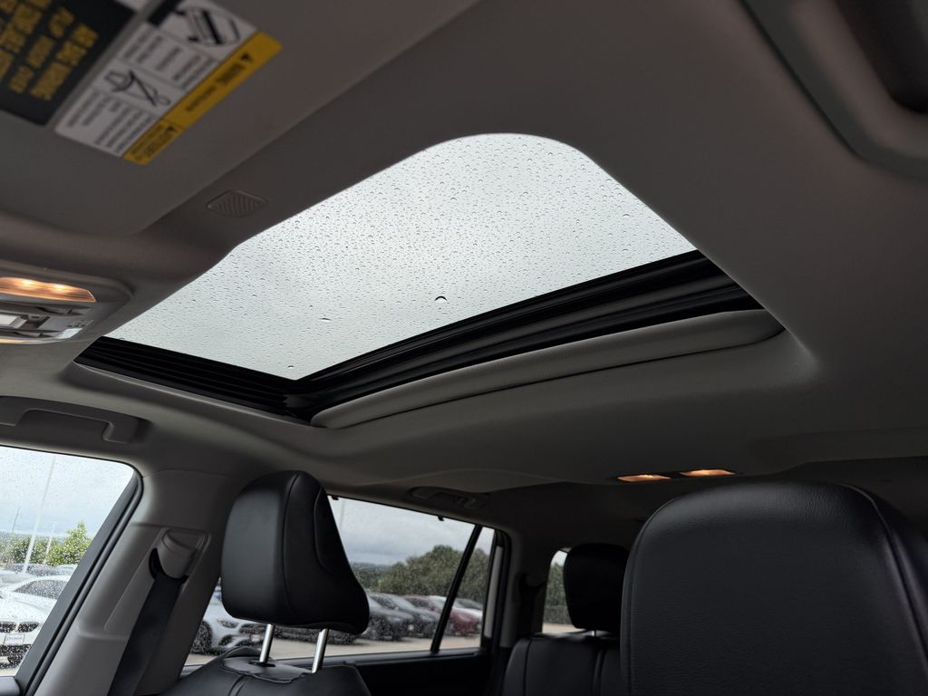 Used 2021 Toyota Highlander SUV