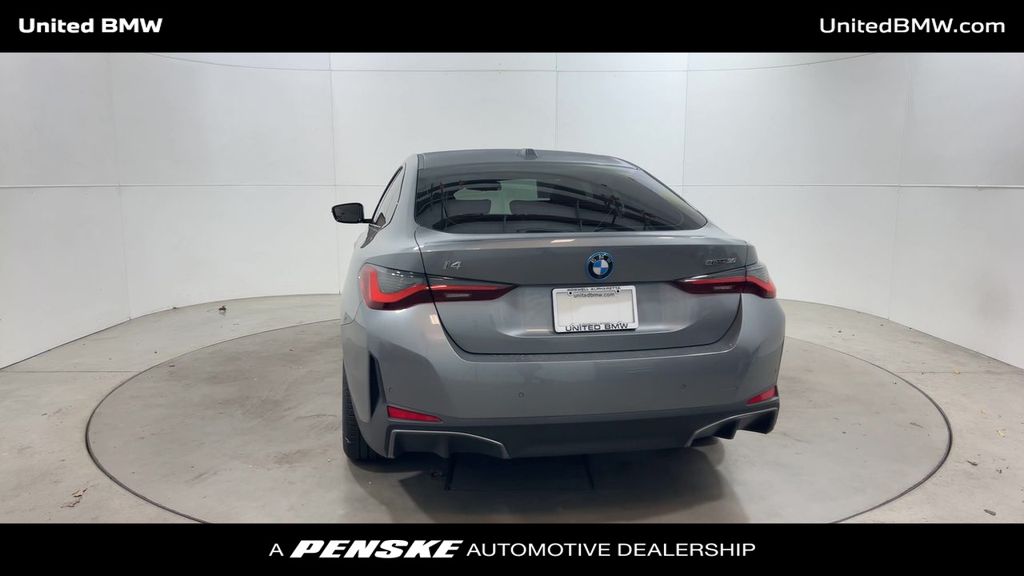 2023 BMW i4 eDrive35 7