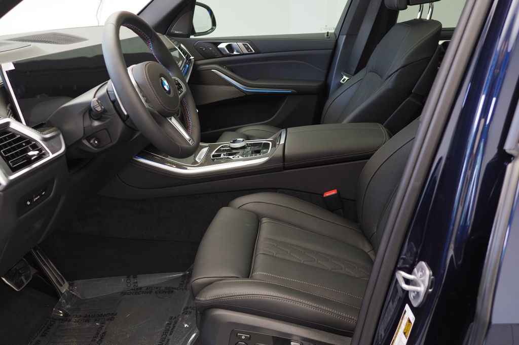 Thumbnail: 2026 BMW X5 - 8