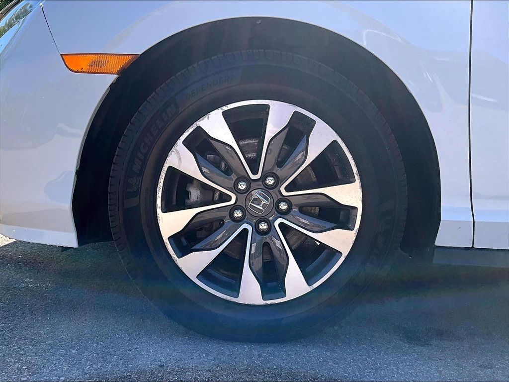 2021 Honda Odyssey — photo 7