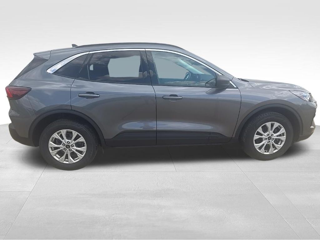 Used 2023 Ford Escape SUV
