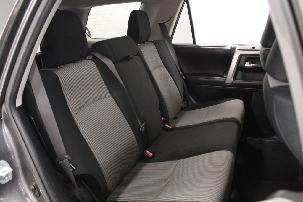 Thumbnail: 2015 Toyota 4Runner - 26