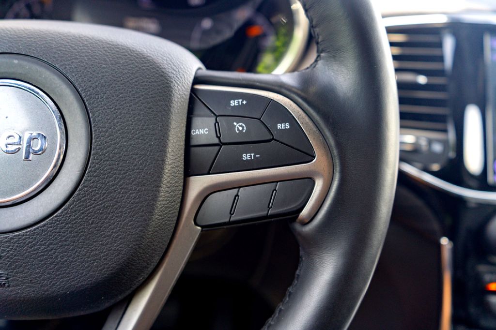 Used Car 2020 Jeep Grand Cherokee  Altitude For Sale Under $25,000 In Taylor, Texas