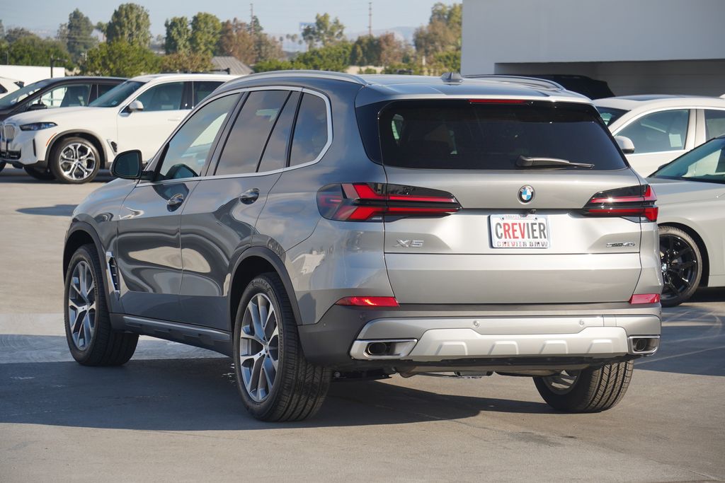 2025 BMW X5 sDrive40i 7