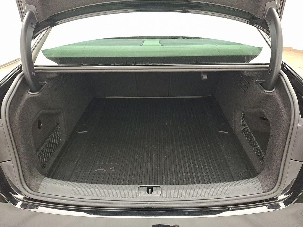 Thumbnail: 2023 Audi A4 - 27