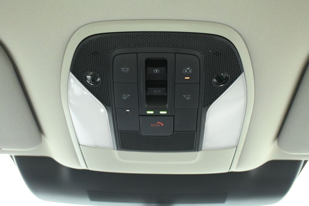 Thumbnail: 2026 INFINITI QX60 - 16