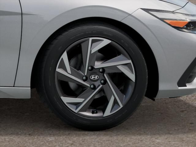 2025 Hyundai Elantra Sport 8