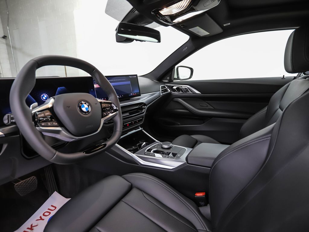 Thumbnail: 2026 BMW 4 Series - 10