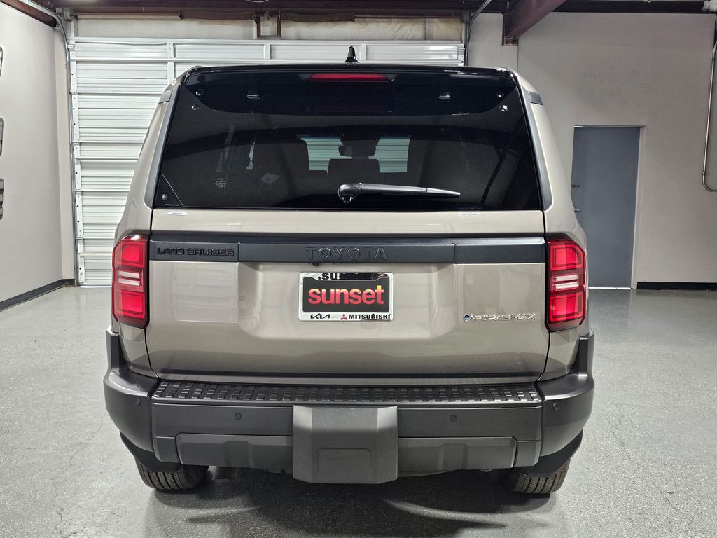 Used 2024  Toyota 1958 image 6