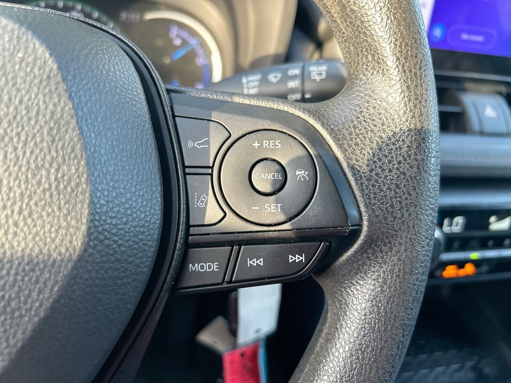 Thumbnail: 2024 Toyota RAV4 - 16
