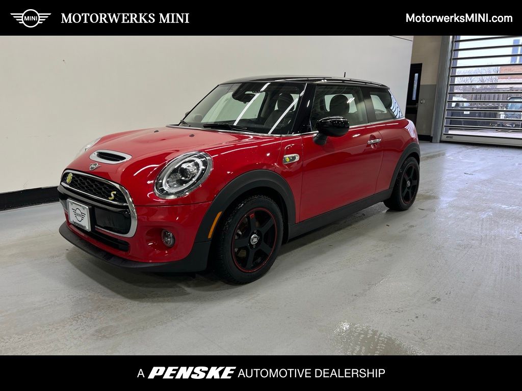 2021 MINI Cooper SE -
                Golden Valley, MN