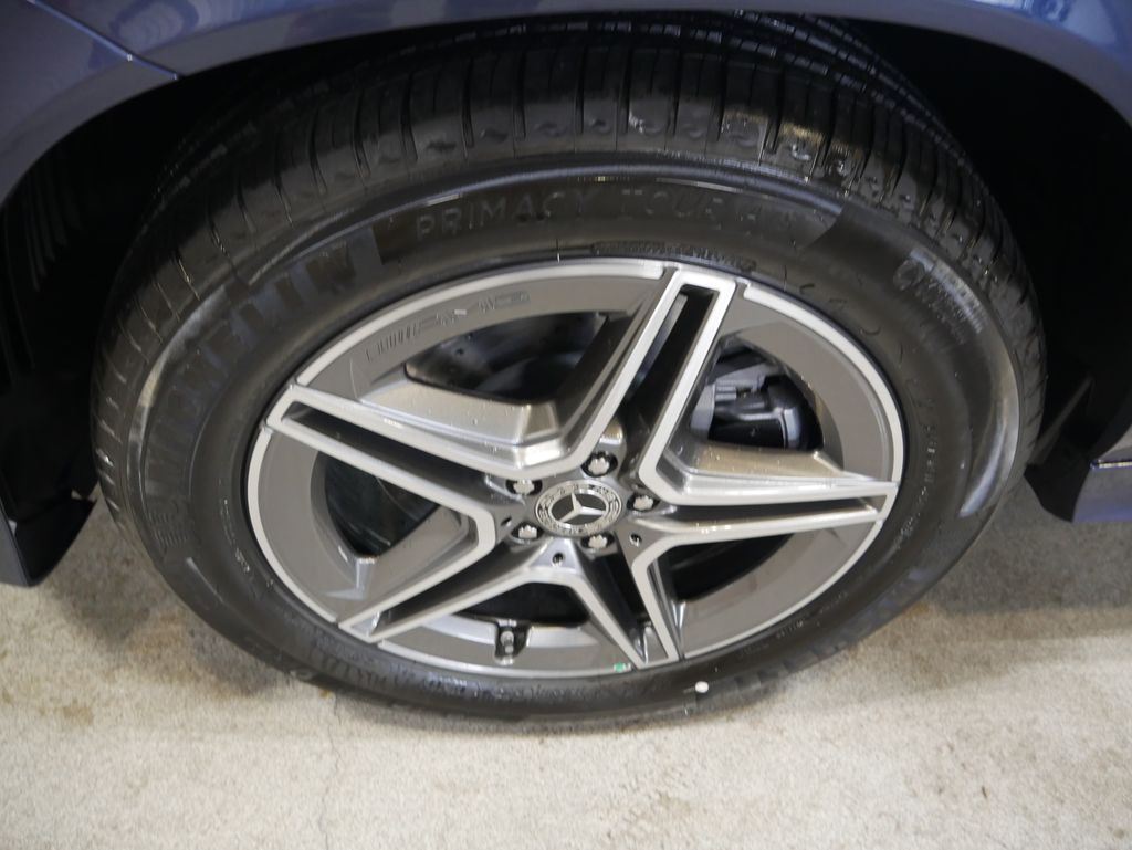 Thumbnail: 2026 Mercedes-Benz GLE - 12