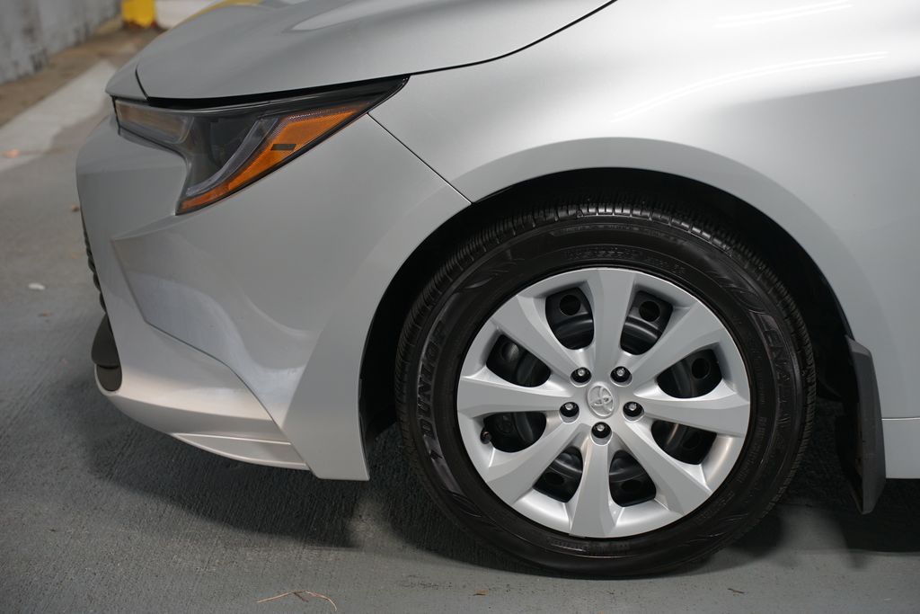 Thumbnail: 2025 Toyota Corolla - 5