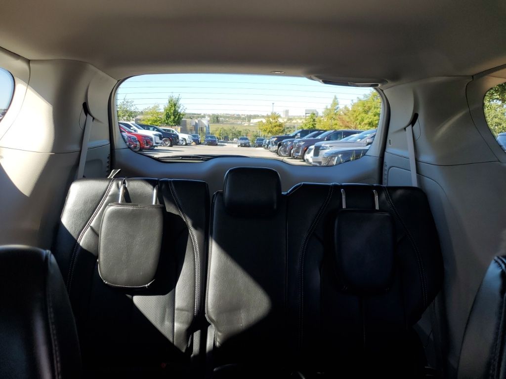 Used Car 2023 Chrysler Pacifica  Touring L For Sale Under $40,000 In Austin, Texas