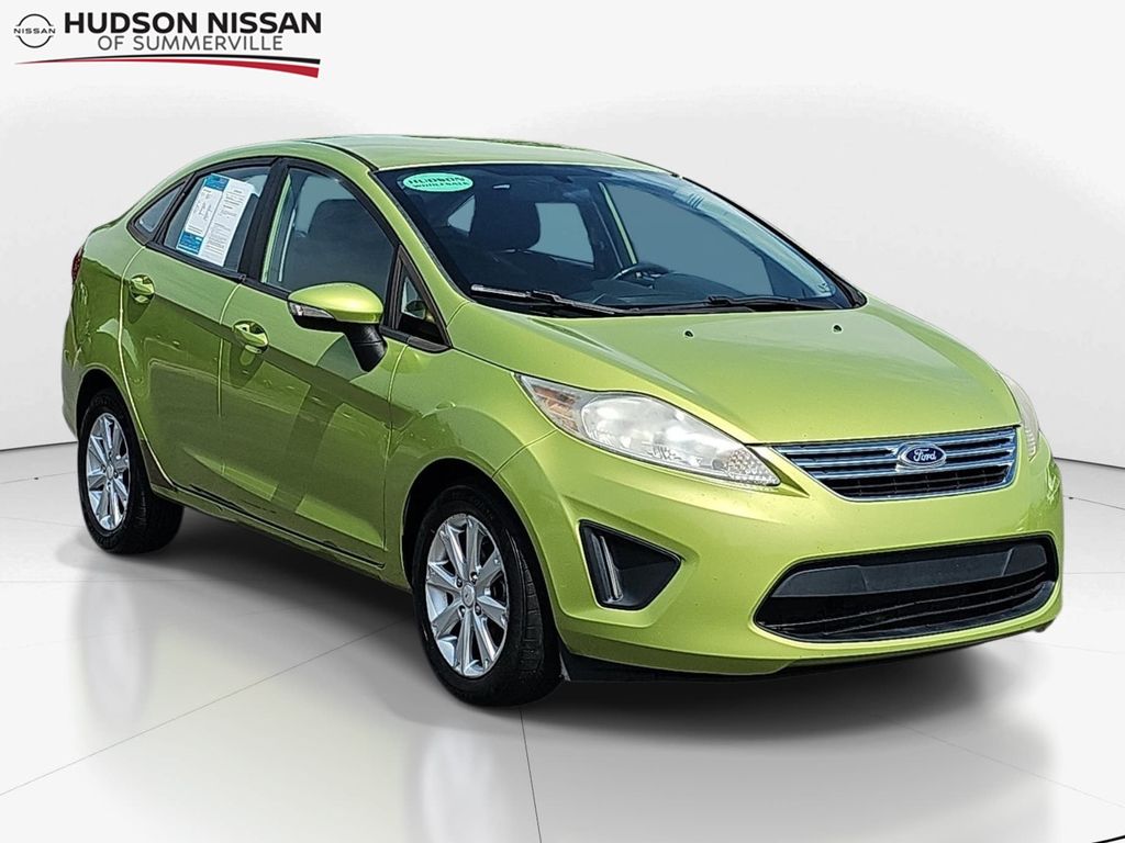 2013 Ford Fiesta SE