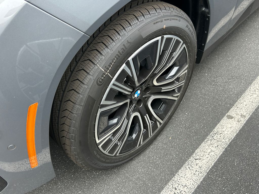 Thumbnail: 2025 BMW X3 - 3
