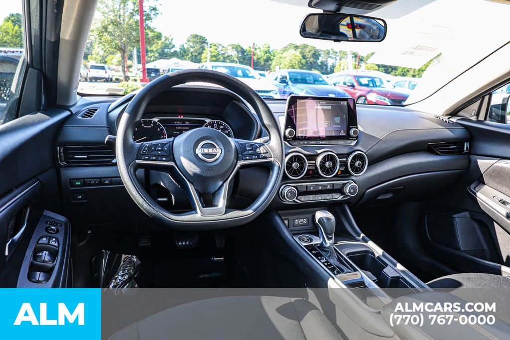 Used 2024 Gray Nissan SV image 27