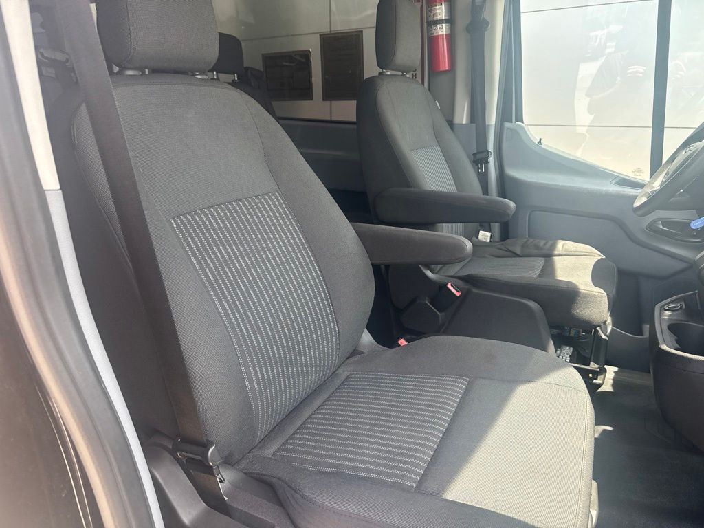 2018 Ford Transit-350 XLT