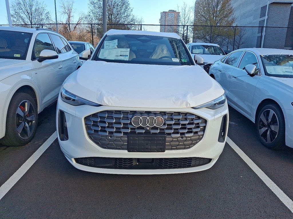 Thumbnail: 2025 Audi Q5 - 2