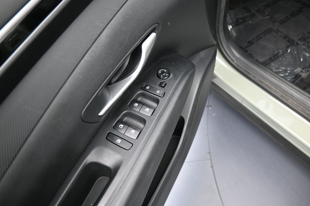 Used 2024 Sage Gray Hyundai SEL image 13