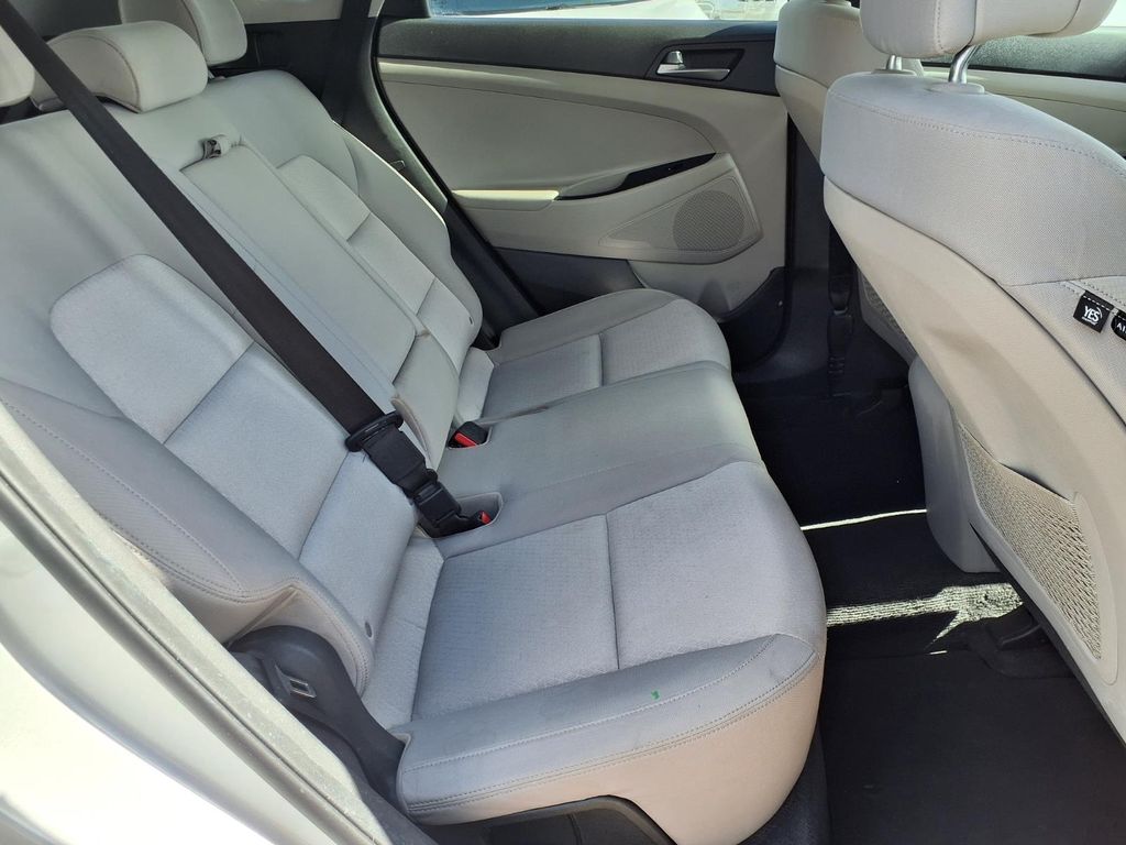 2017 Hyundai Tucson SE Silver at Baytown Hyundai