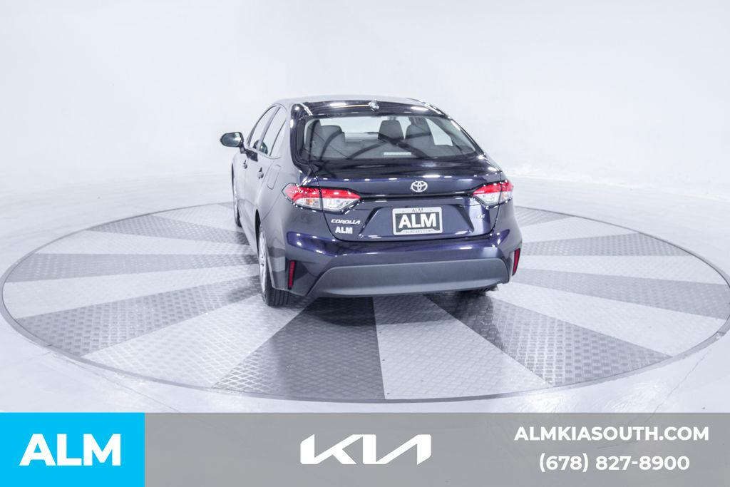 2023 Toyota Corolla LE photo 8
