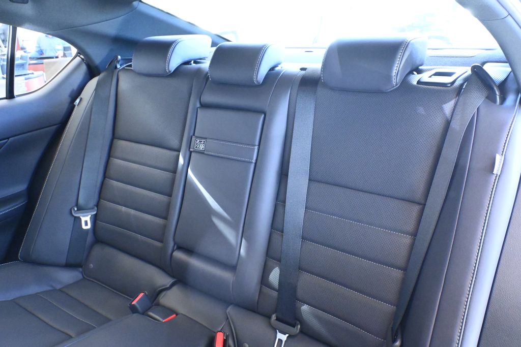 Thumbnail: 2025 Lexus IS - 4