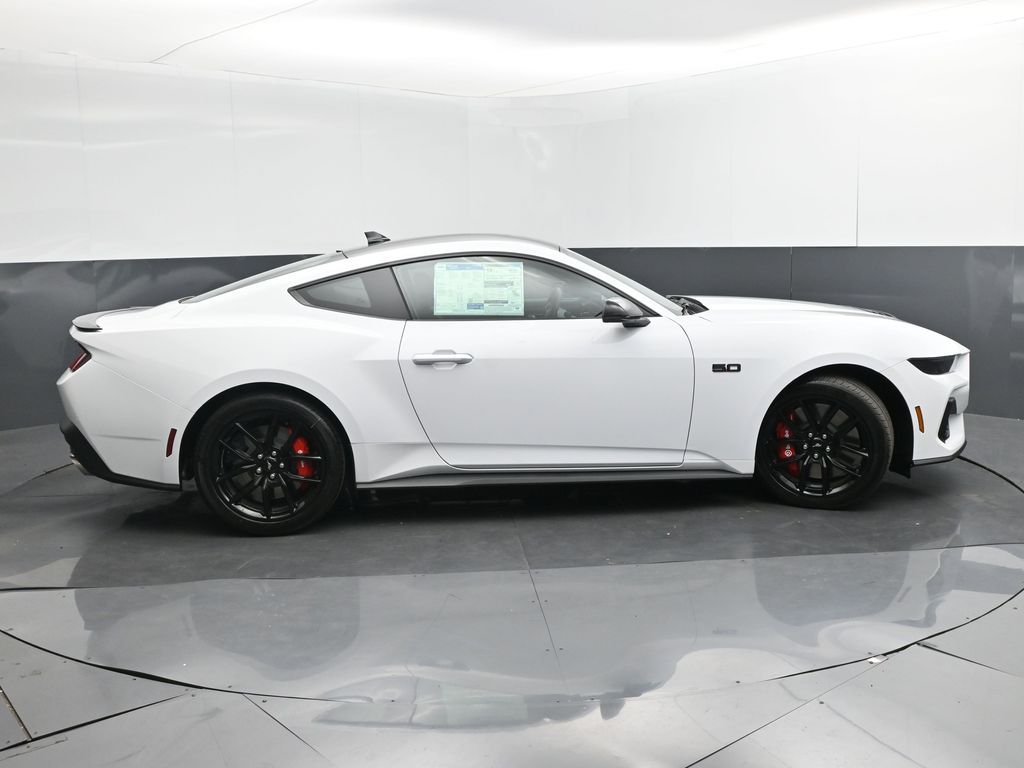 2025 Ford Mustang GT Premium Fastback