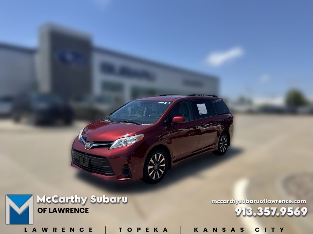 2018 Toyota Sienna LE 7-Passenger AWD