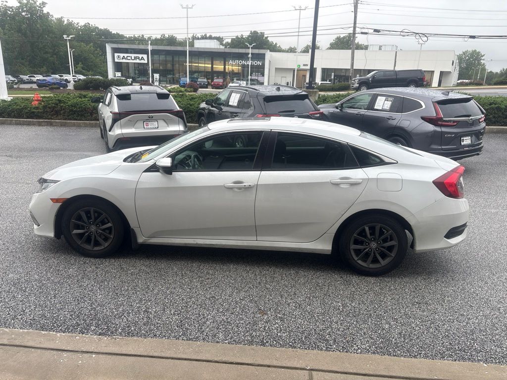 Used 2021 White Honda  image 7